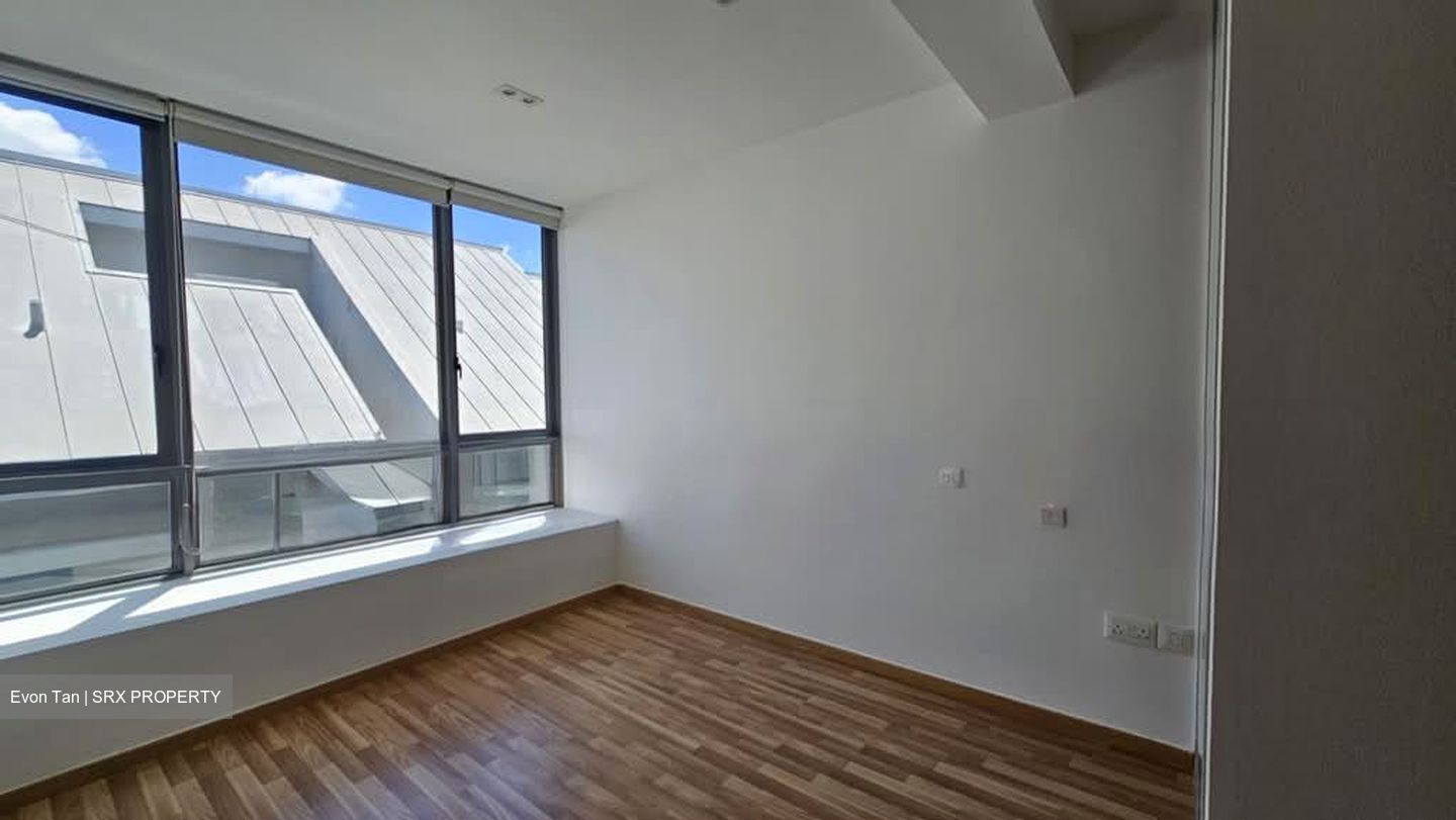 The Red House (D15), Apartment #557590431